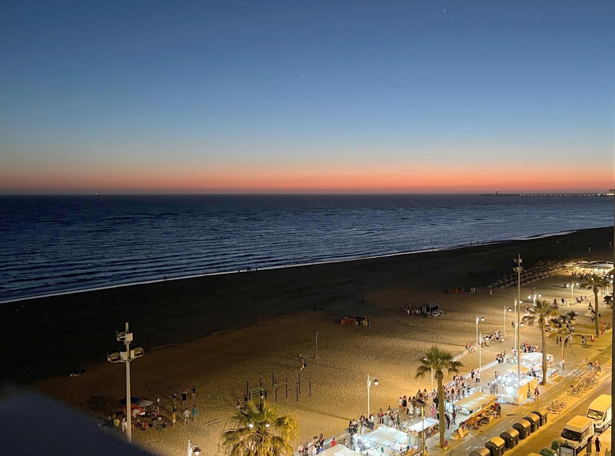 Sunset Victoria Beach Cadice Esterno foto